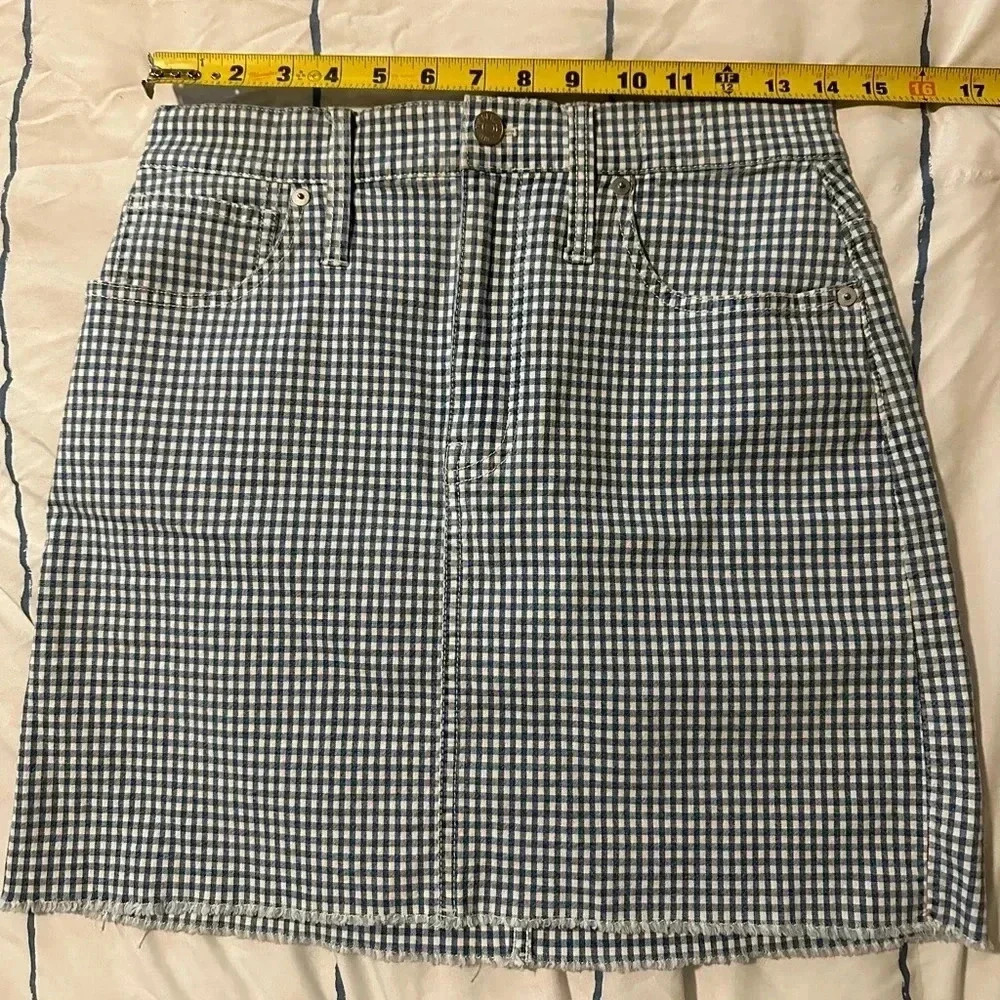 Madewell Stretch Straight Mini Skirt in Gingham: Raw-Hemmed Edition - Picture 5 of 8